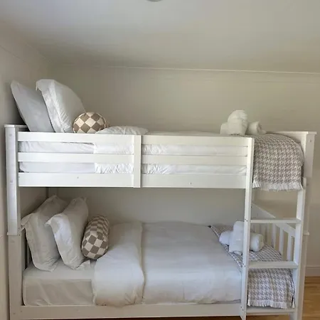 Vila Charmandene - Luxury 5 Bed With Pool And Gated Parking Bristol