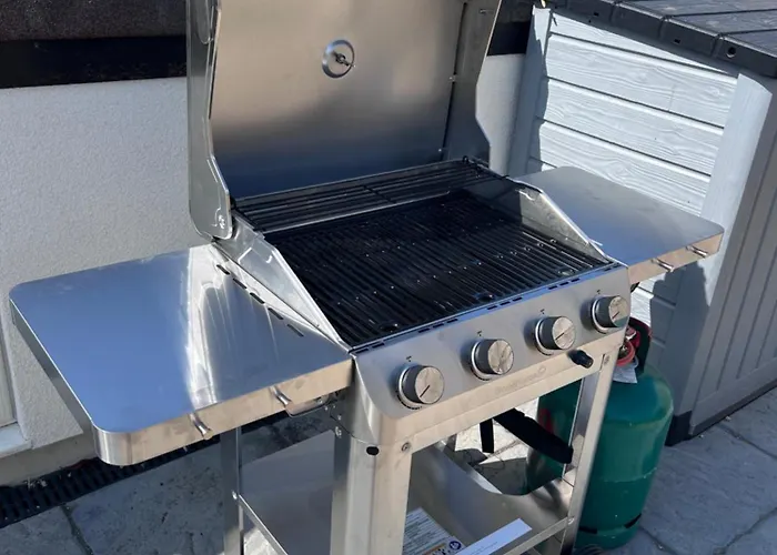 Willa Charmandene - Luxury 5 Bed With Pool And Gated Parking Bristol