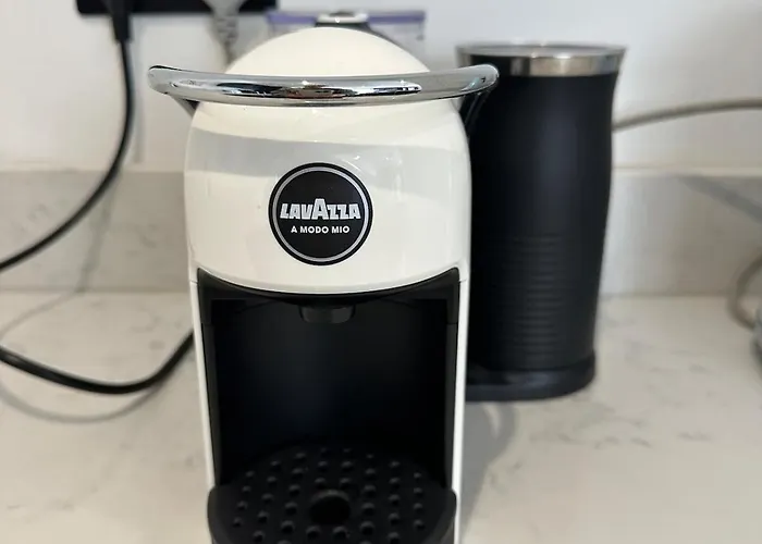 Willa Charmandene - Luxury 5 Bed With Pool And Gated Parking *