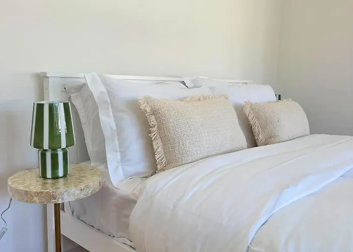 Willa Charmandene - Luxury 5 Bed With Pool And Gated Parking Bristol